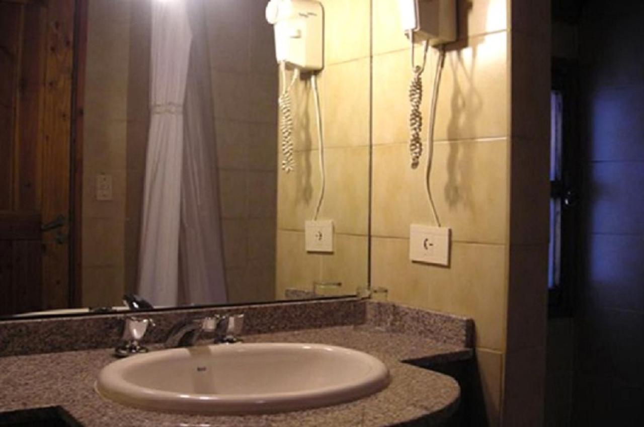 Cabanas Luz De Luna San Martín de los Andes Εξωτερικό φωτογραφία