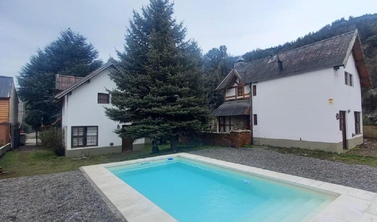 Cabanas Luz De Luna San Martín de los Andes Εξωτερικό φωτογραφία
